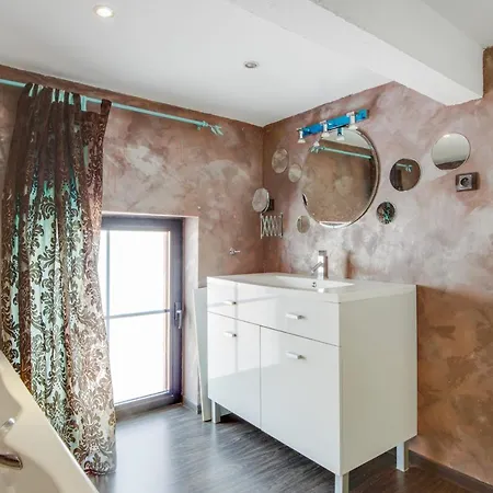 Beautiful And Bright Loft With Rooftop At The Heart Of Roubaix - Welkeys * Roubaix