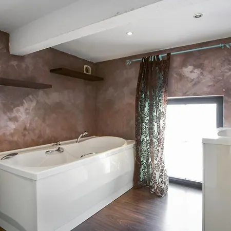 Beautiful And Bright Loft With Rooftop At The Heart Of Roubaix - Welkeys Apartment